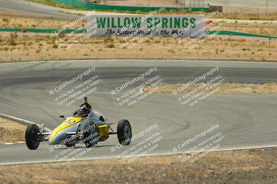media/May-31-2025-CalClub SCCA (Sat) [[2c1a04e1ee]]/Qualifying/Group 3/Turn 4/